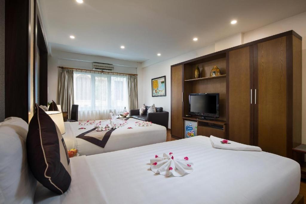 สเปลนดิด ฮอลิเดย์ โฮเต็ล ฮานอย Hotel ภายนอก รูปภาพ