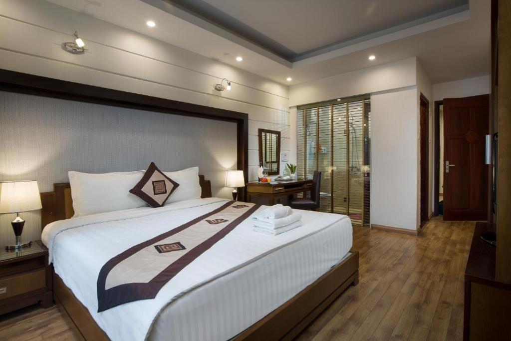 สเปลนดิด ฮอลิเดย์ โฮเต็ล ฮานอย Hotel ภายนอก รูปภาพ